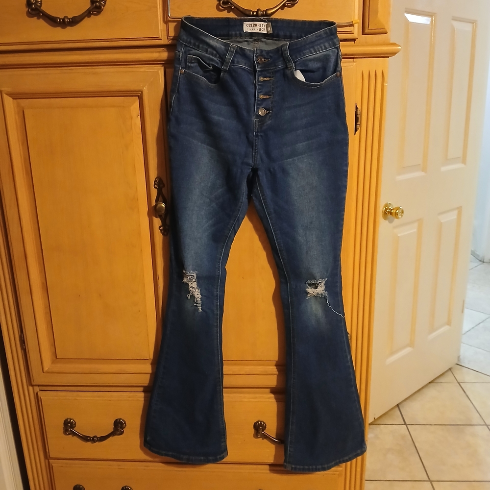 Celebrity Ace Stylish Flare Jeans in Dark Blue Size 7/28 28x31*